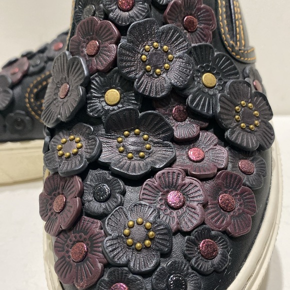 COACH “Tea Rose” Women’s Black Leather Floral Appliquéd Slip-on Sneakers (Sz:6B) - Picture 3 of 12